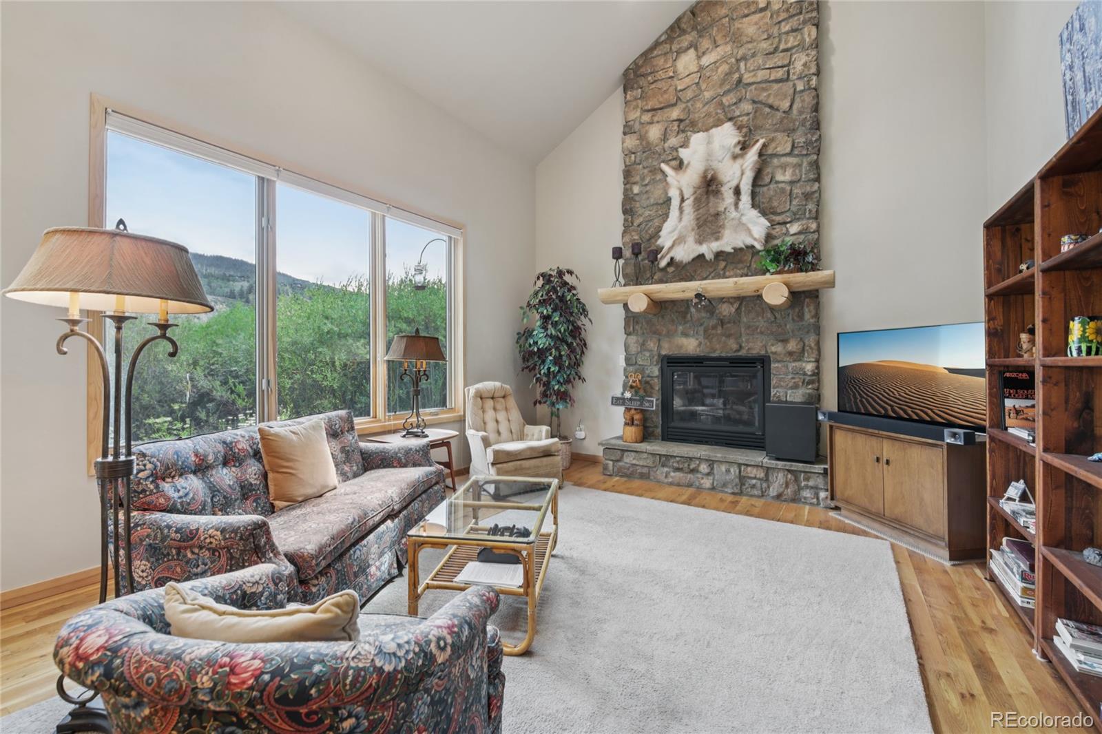 1545 Legend Lake Circle