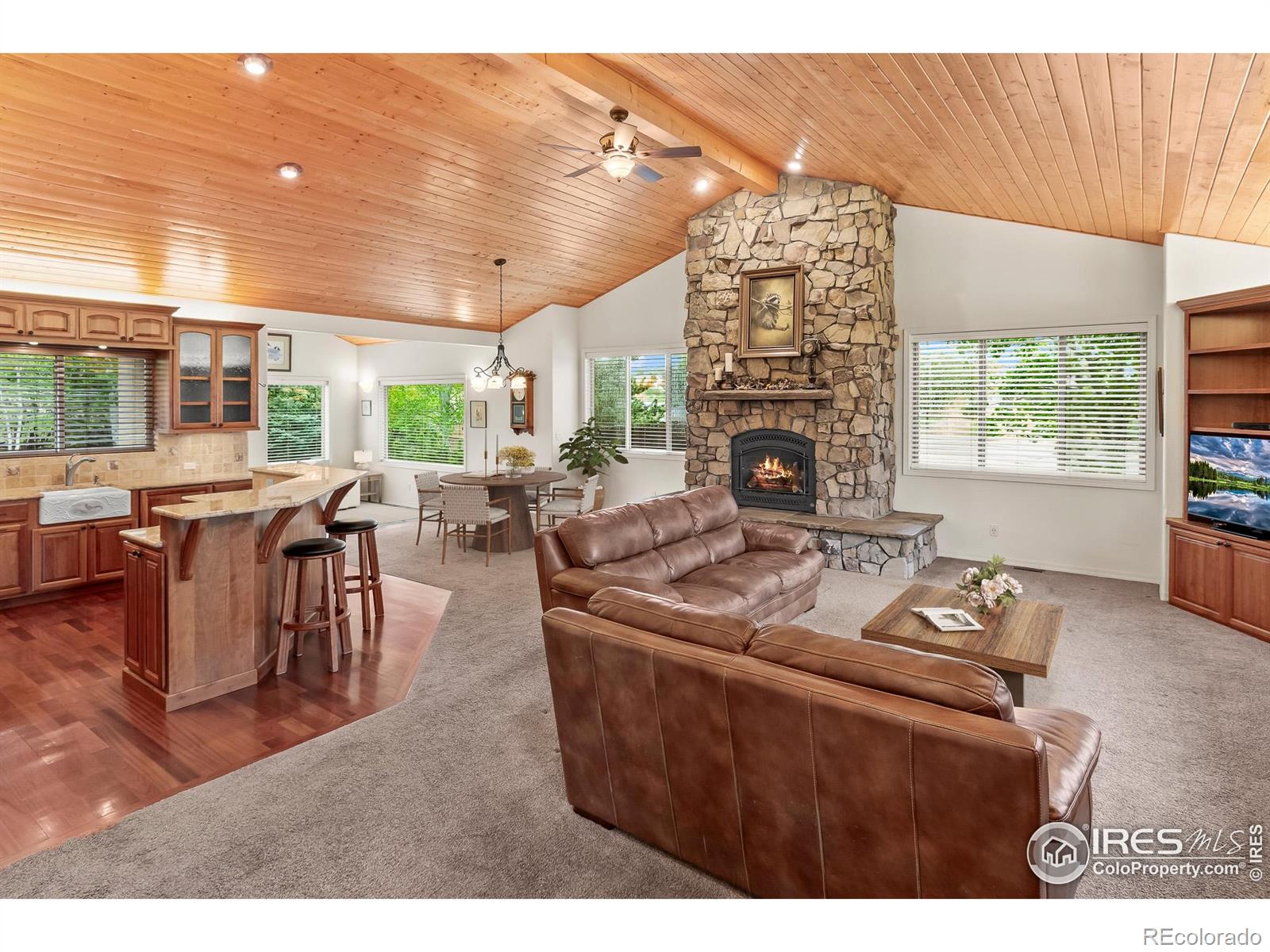 6825 Apache Road