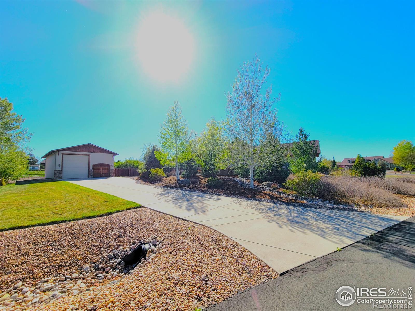6825 Apache Road