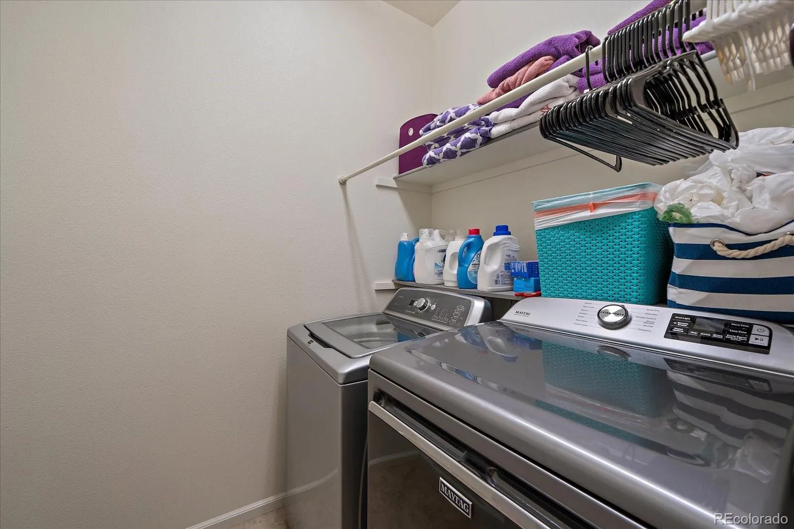 Aurora, Colorado 80015, United States, 3 Bedrooms Bedrooms, ,2 BathroomsBathrooms,Residential,Active,136560