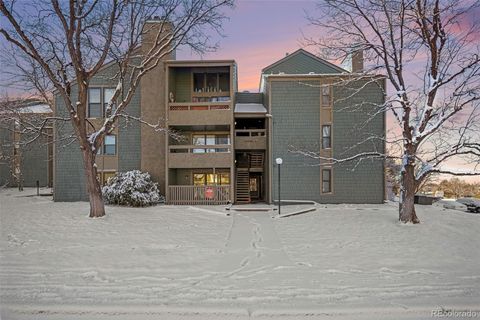 Photo of 14190 E Temple Drive #2, Aurora, CO 80015 (MLS # 4264852)