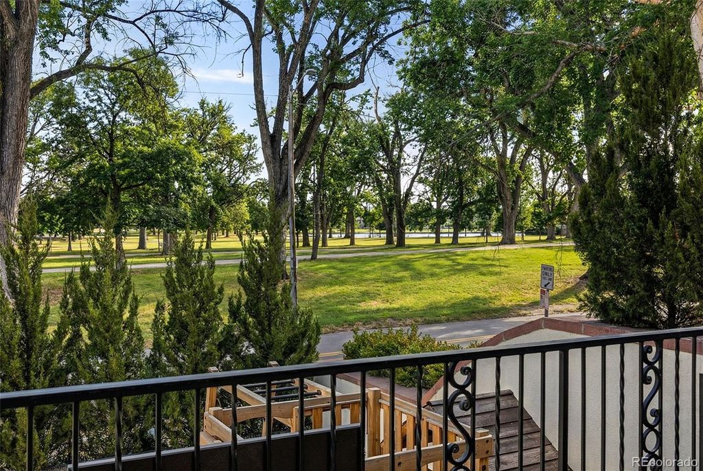 Photo of 525 S Downing Street, Denver, CO 80209 (MLS # 7543125)