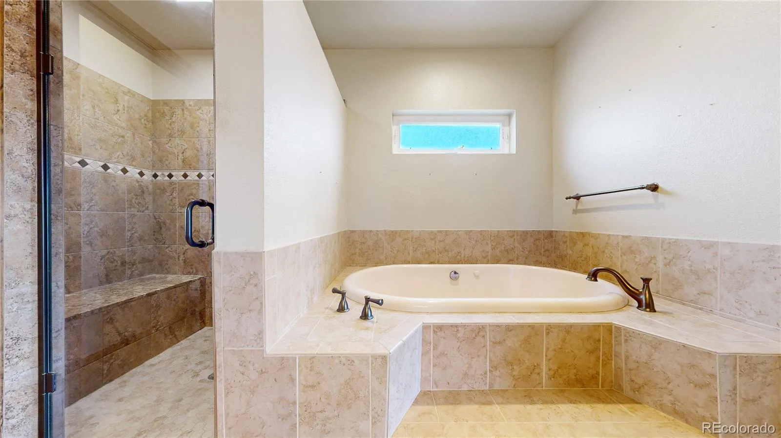 Keenesburg, Colorado 80643, United States, 3 Bedrooms Bedrooms, ,3 BathroomsBathrooms,Residential,Active,36285