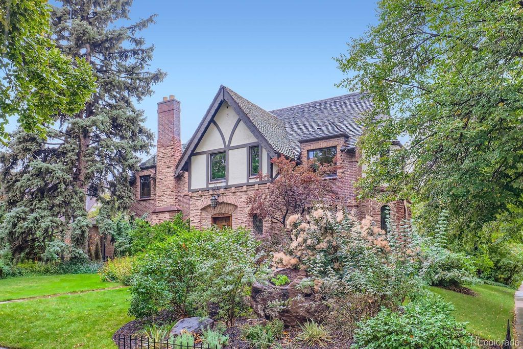 Photo of 1795 N Monaco Parkway, Denver, CO 80220 (MLS # 8490582)
