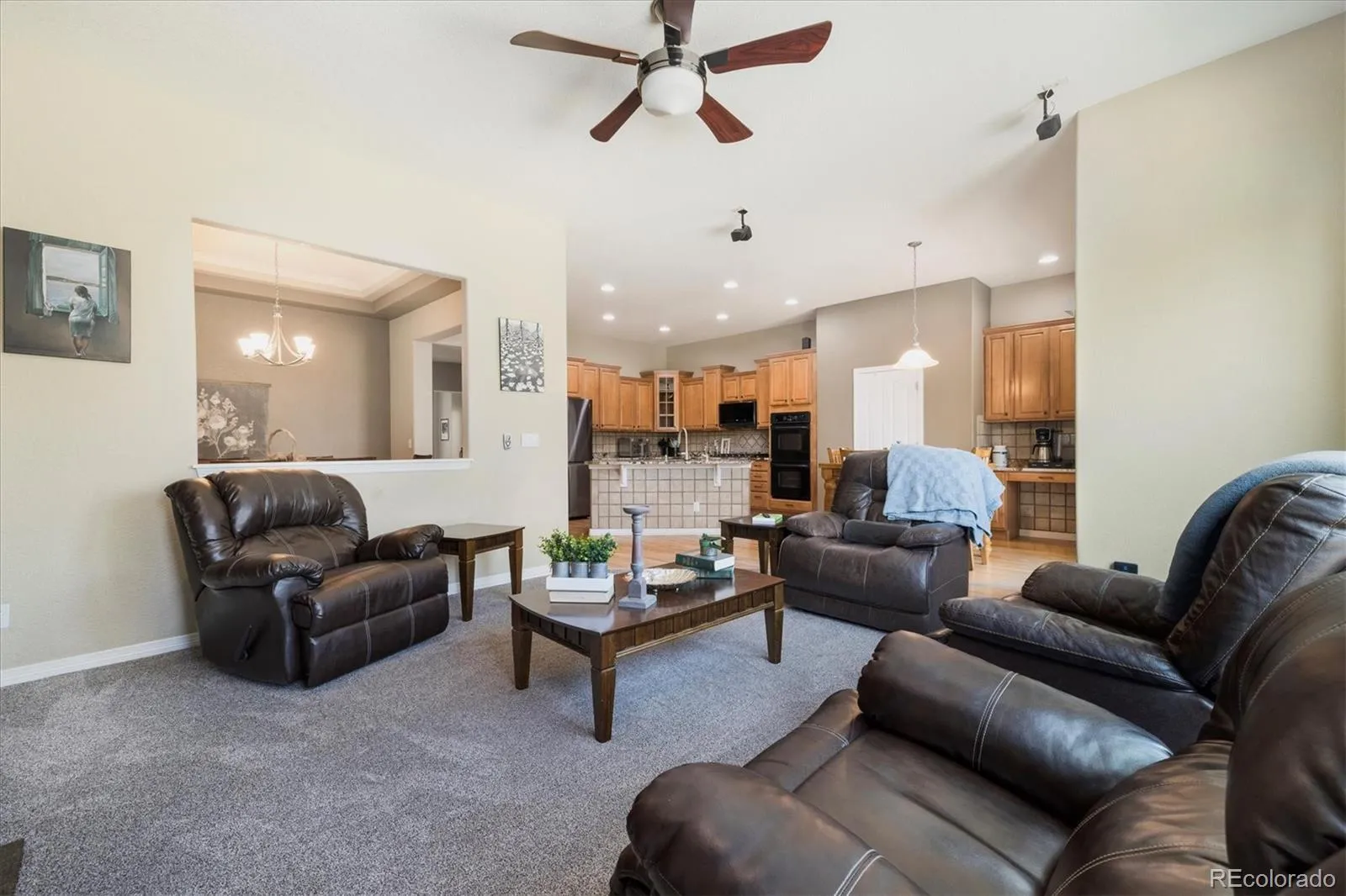 Commerce City, Colorado 80022, United States, 5 Bedrooms Bedrooms, ,3 BathroomsBathrooms,Residential,Active,191252