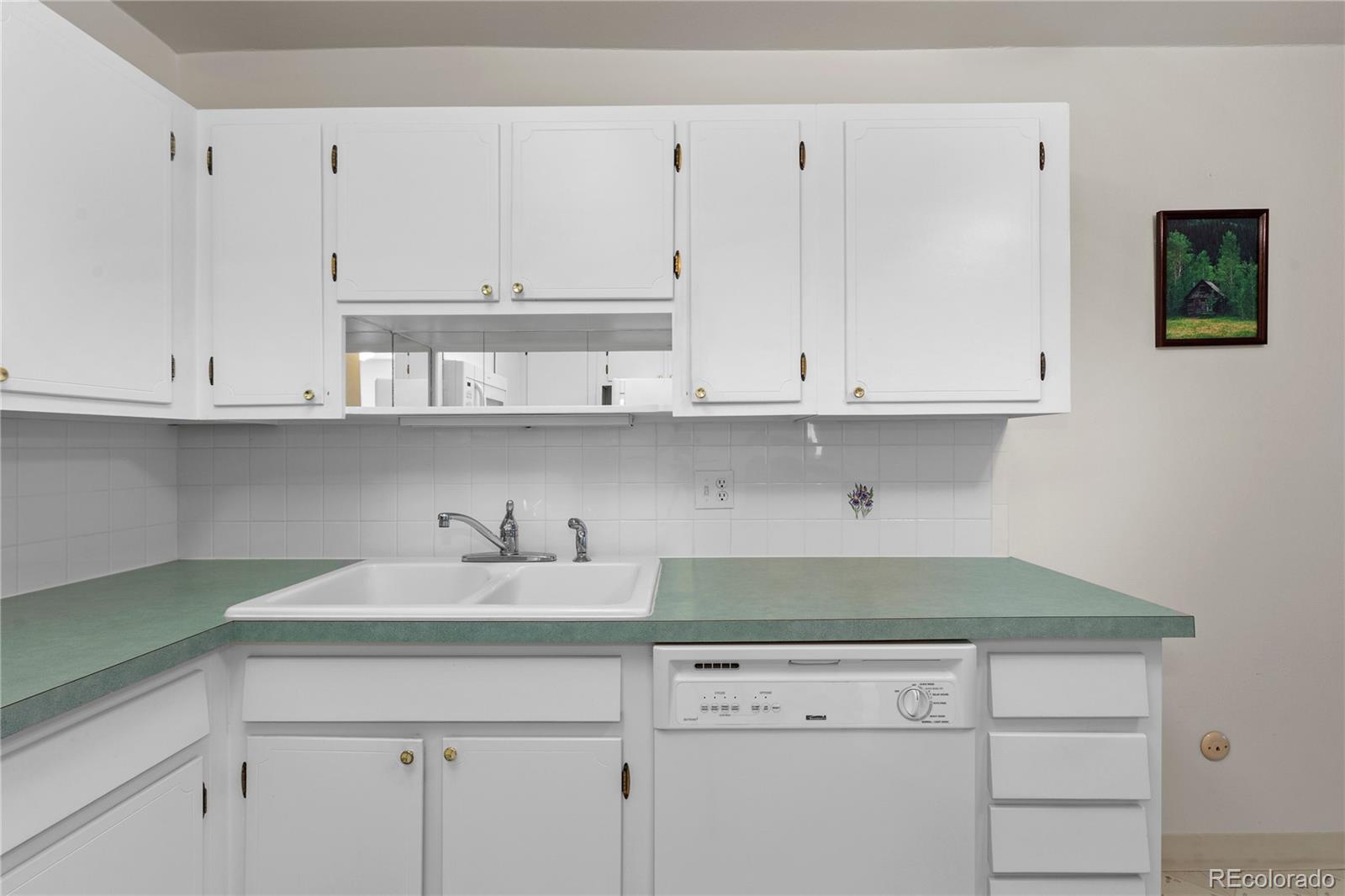 750 S Clinton Street 2B