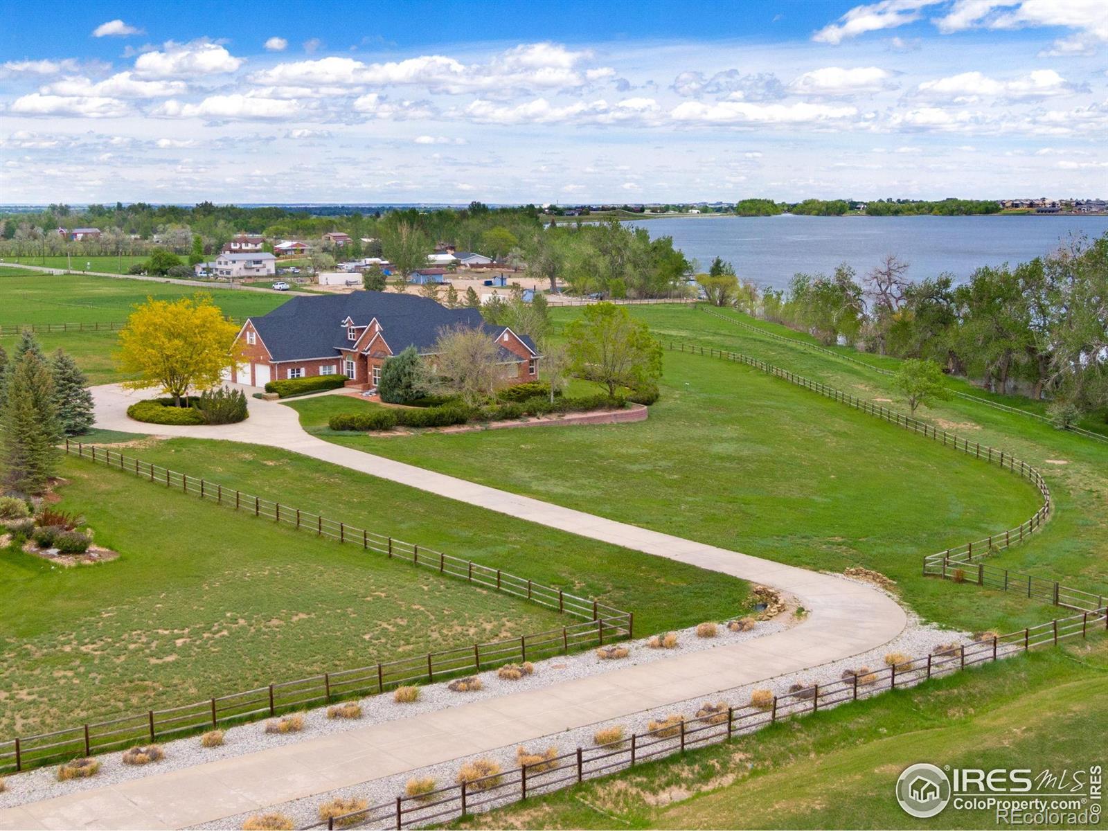 2366 Shoreside Drive
