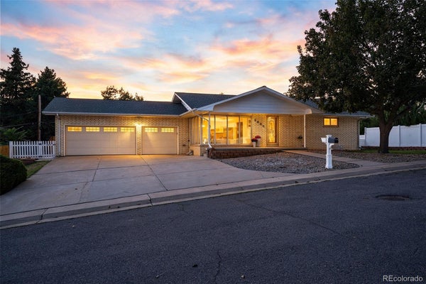 6495 BRENTWOOD CT, ARVADA, CO 80004 - Image 00aee0457f6130b19ffadb667e60949d/2369910895