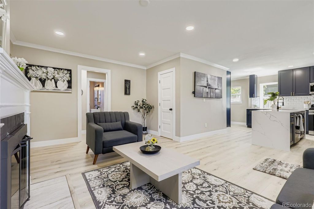 Photo of 2612 Albion Street, Denver, CO 80207 (MLS # 8350556)