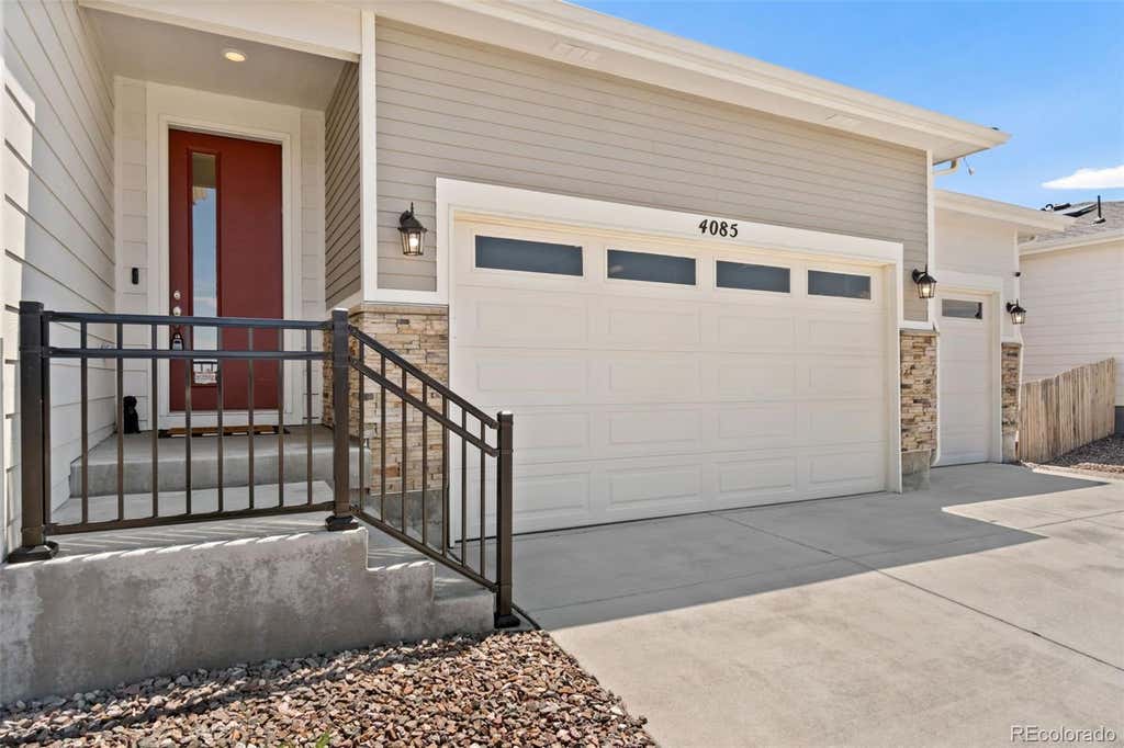 Photo of 4085 Castle Vista Drive, Castle Rock, CO 80104 (MLS # 5170618)