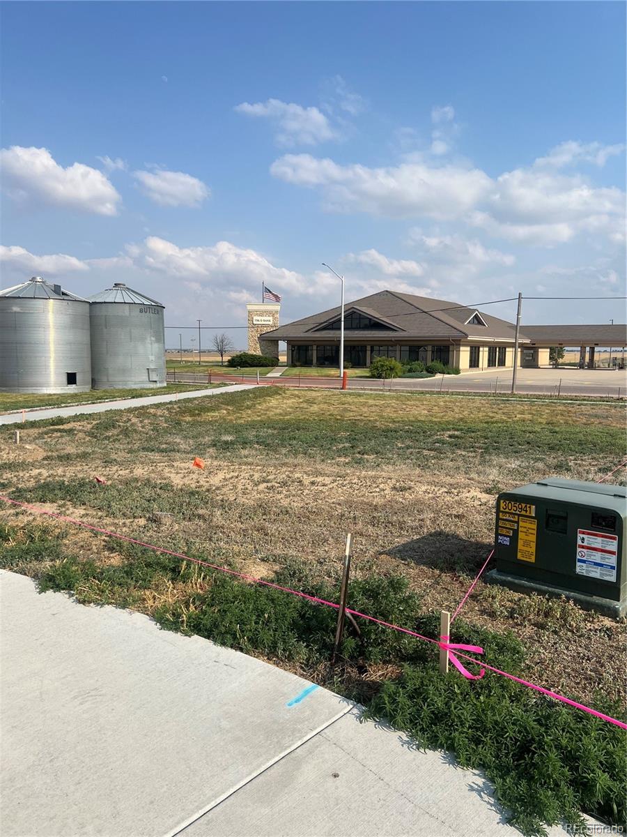 Photo 1 of 4 — 40 Johnson Court, Keenesburg, CO 80643