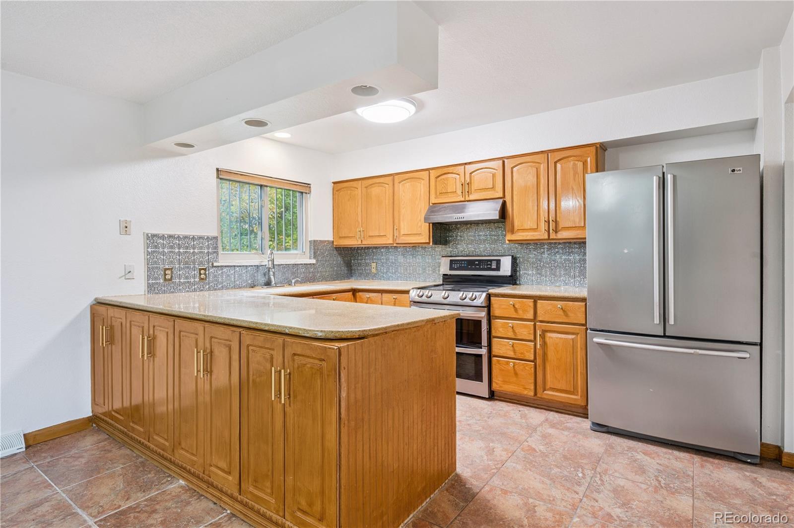 1039 S Alkire Street, Lakewood, CO, 80228 3 1039 S Alkire Street