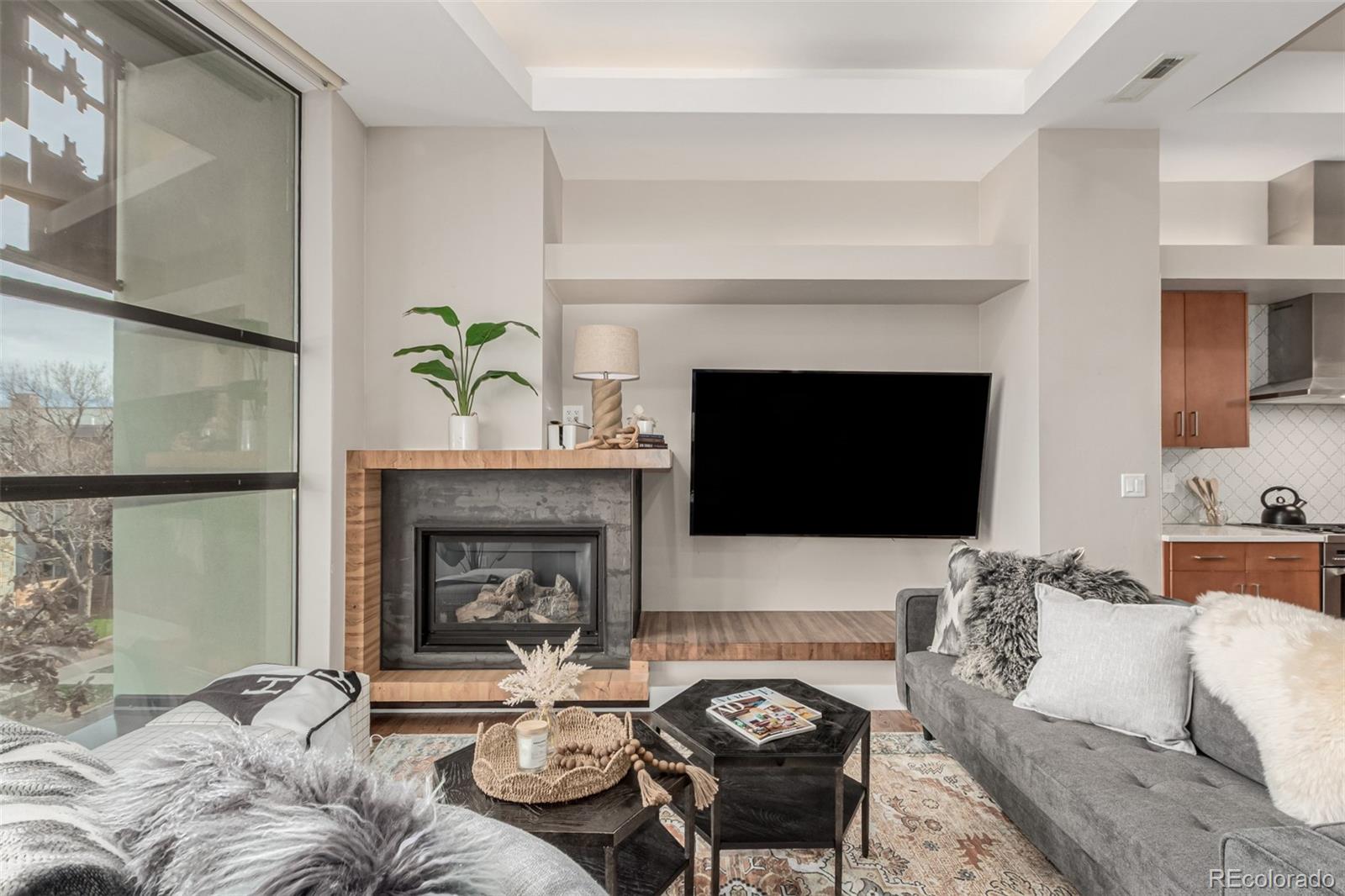 3207 N Shoshone Street