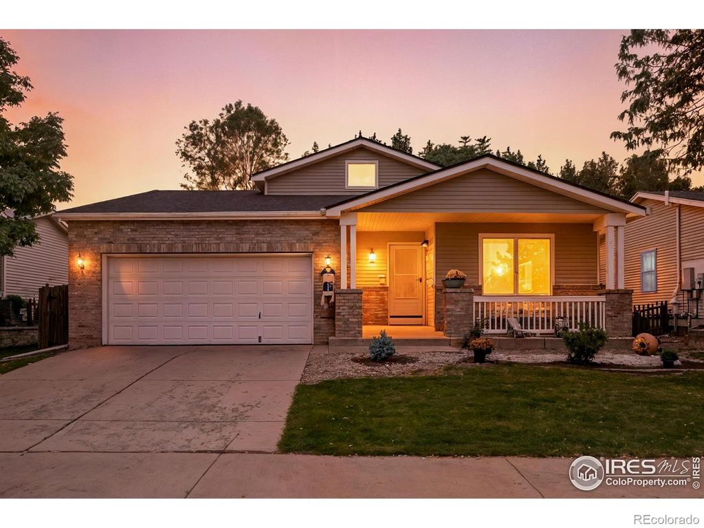 Photo of 1245 Trail Ridge Road, Longmont, CO 80504 (MLS # IR1044629)