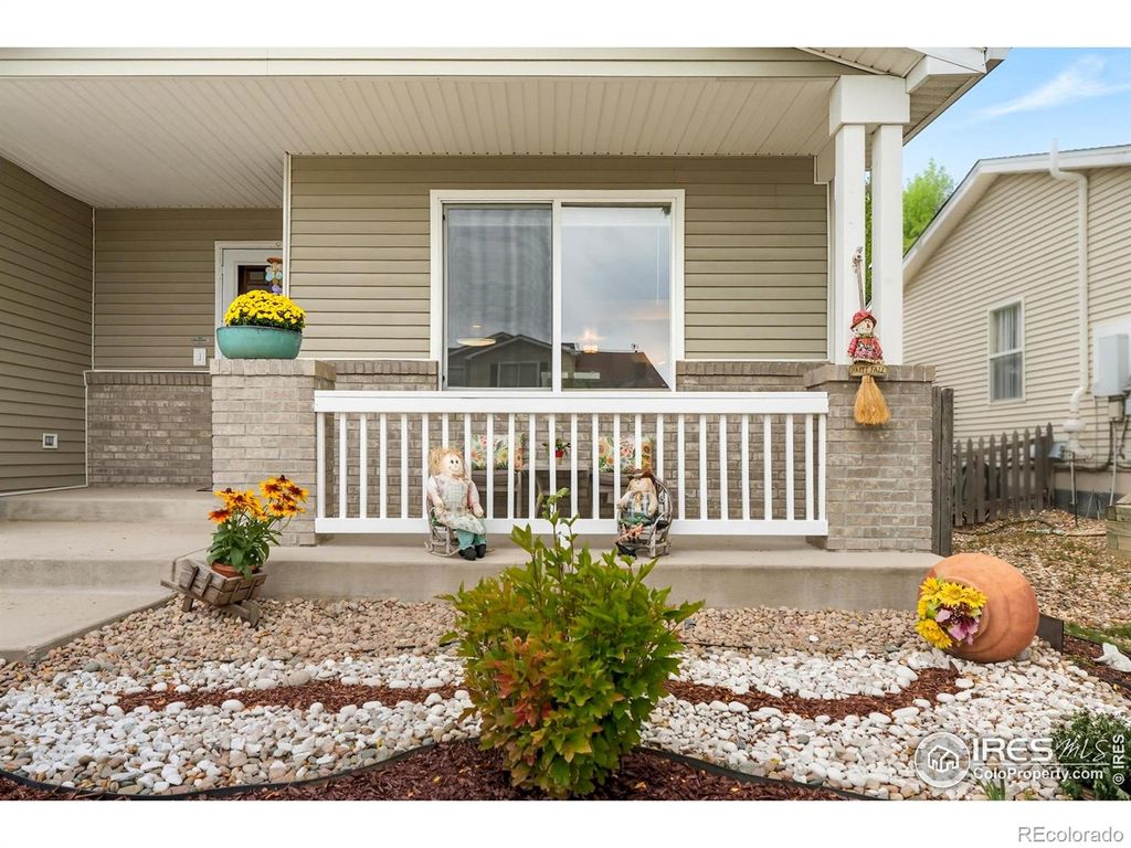 Photo of 1245 Trail Ridge Road, Longmont, CO 80504 (MLS # IR1044629)