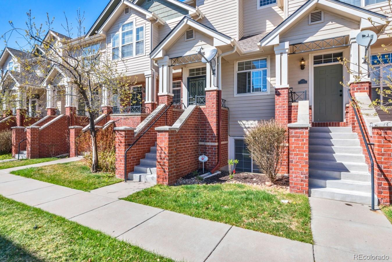 Photo 1 of 29 — 9826 E Carolina Place, Aurora, CO 80247