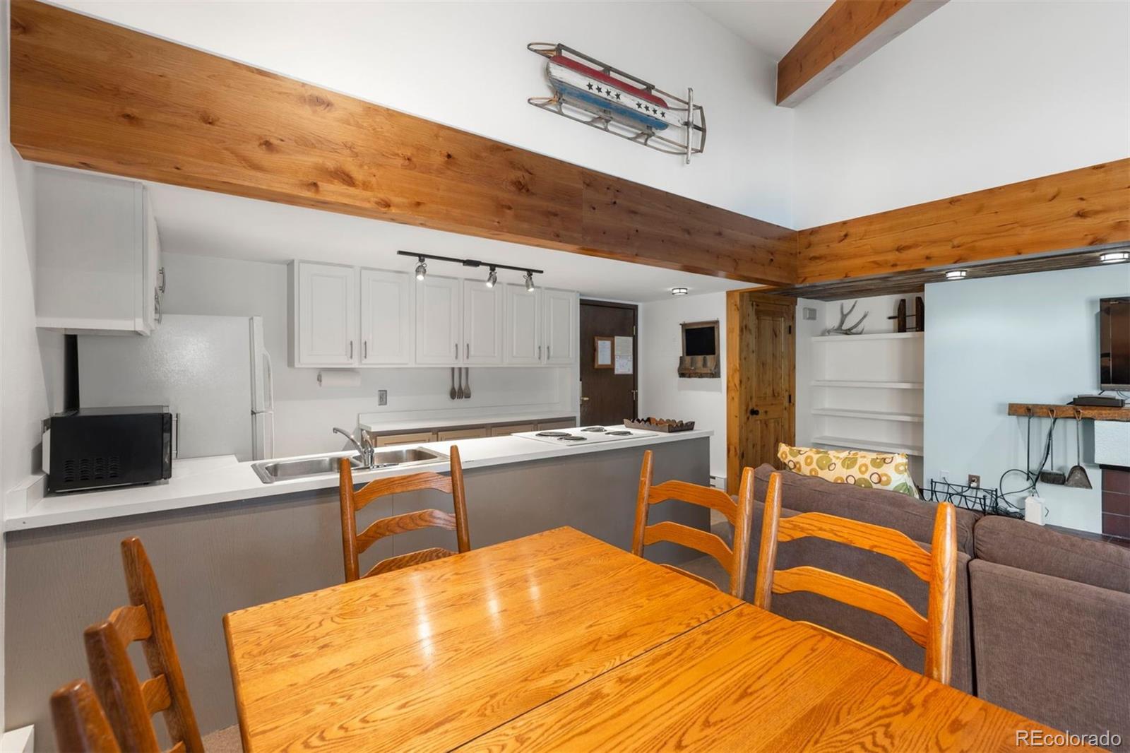393 Wild Irishman Road 1066