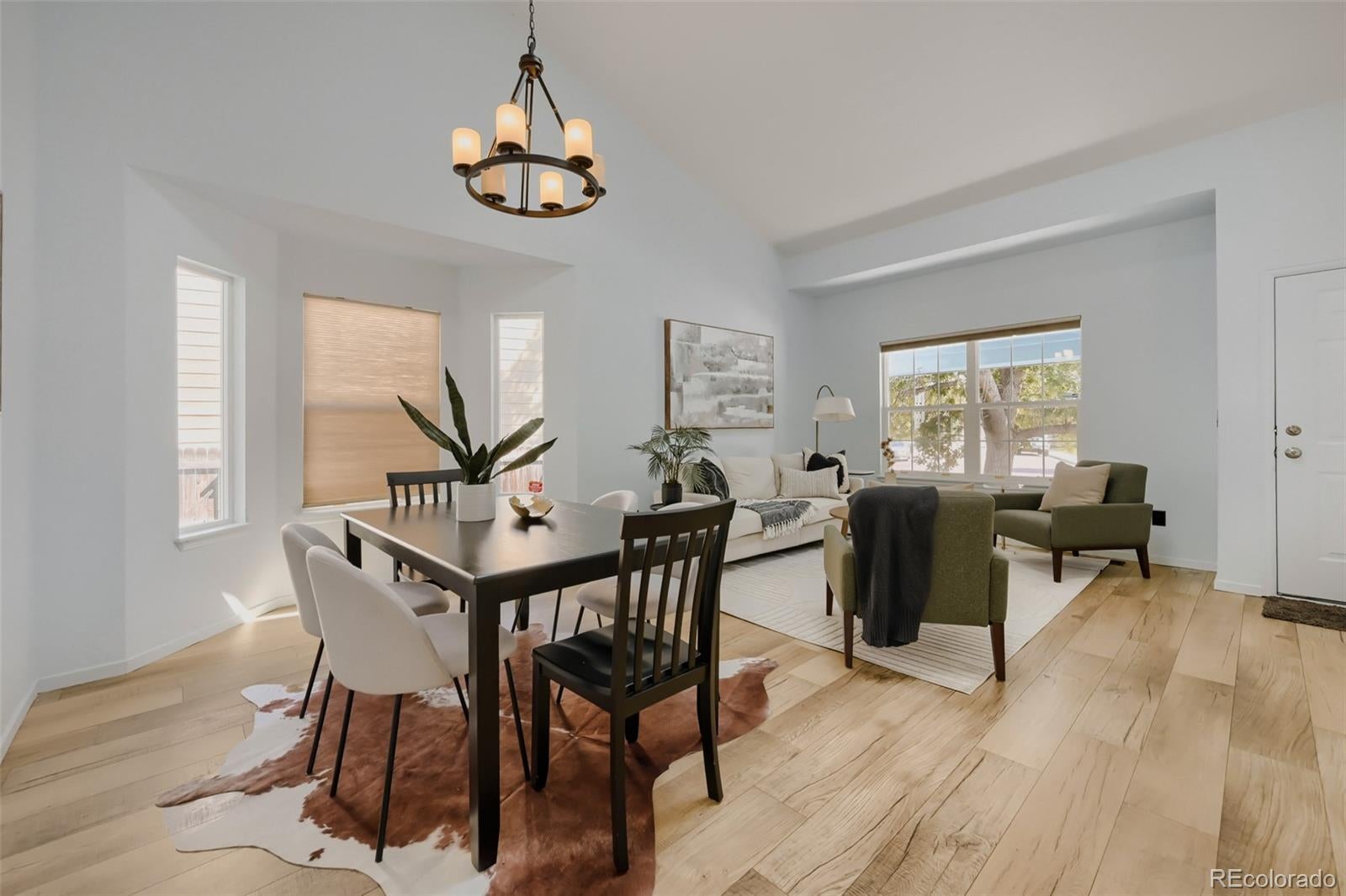 1467 Lincoln Circle