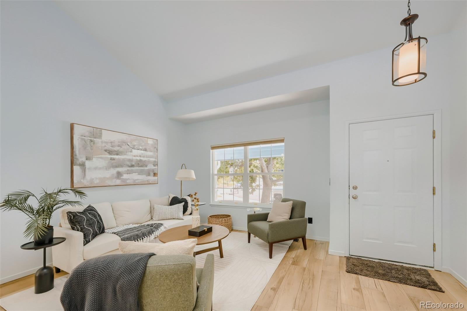 1467 Lincoln Circle
