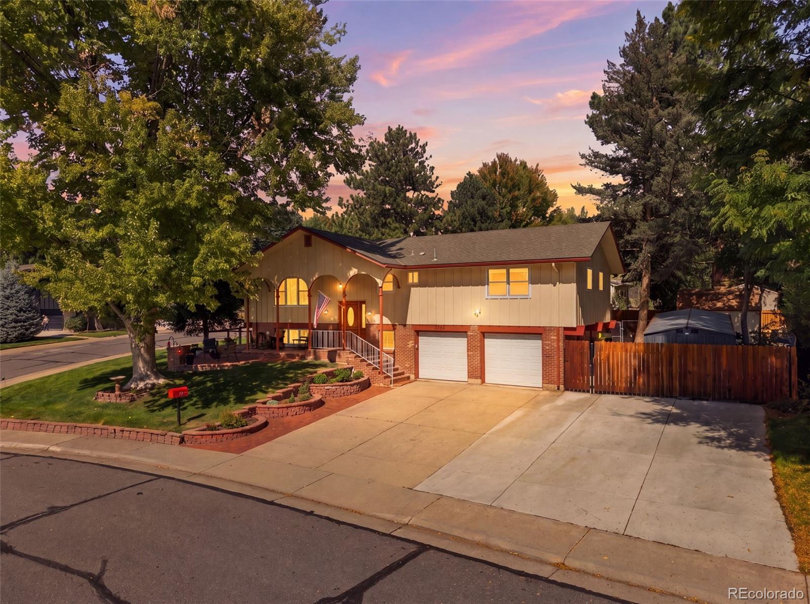 8439 W Harvard Drive