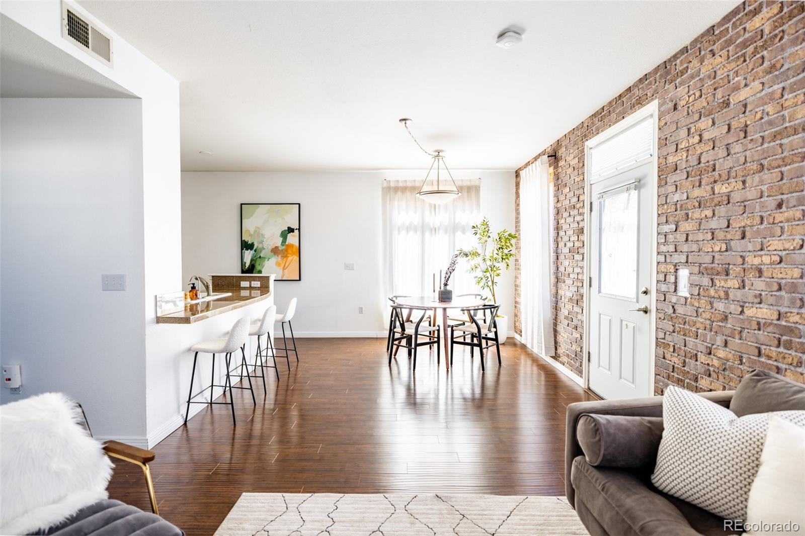 1655 N Humboldt Street 206