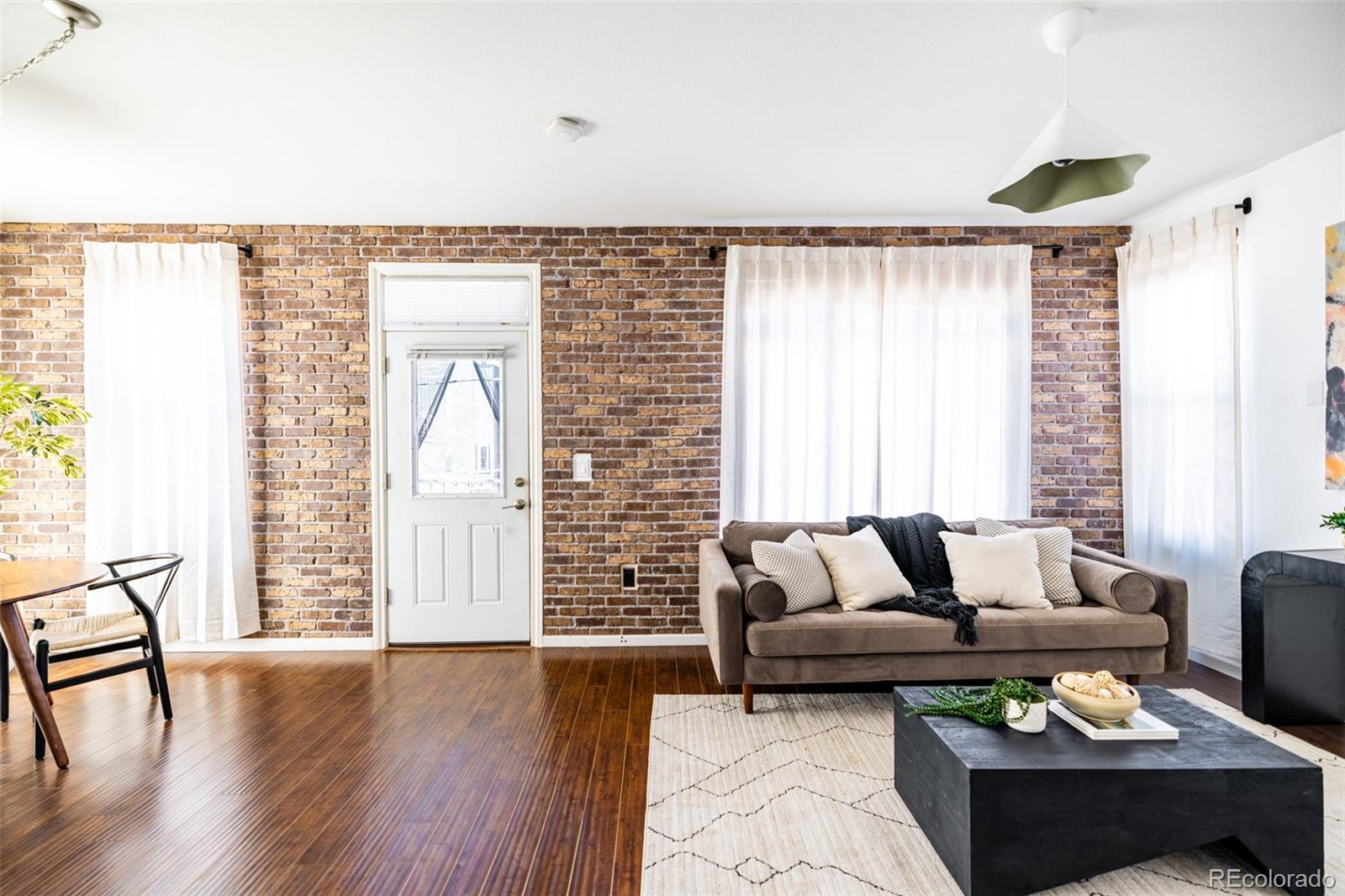 1655 N Humboldt Street 206