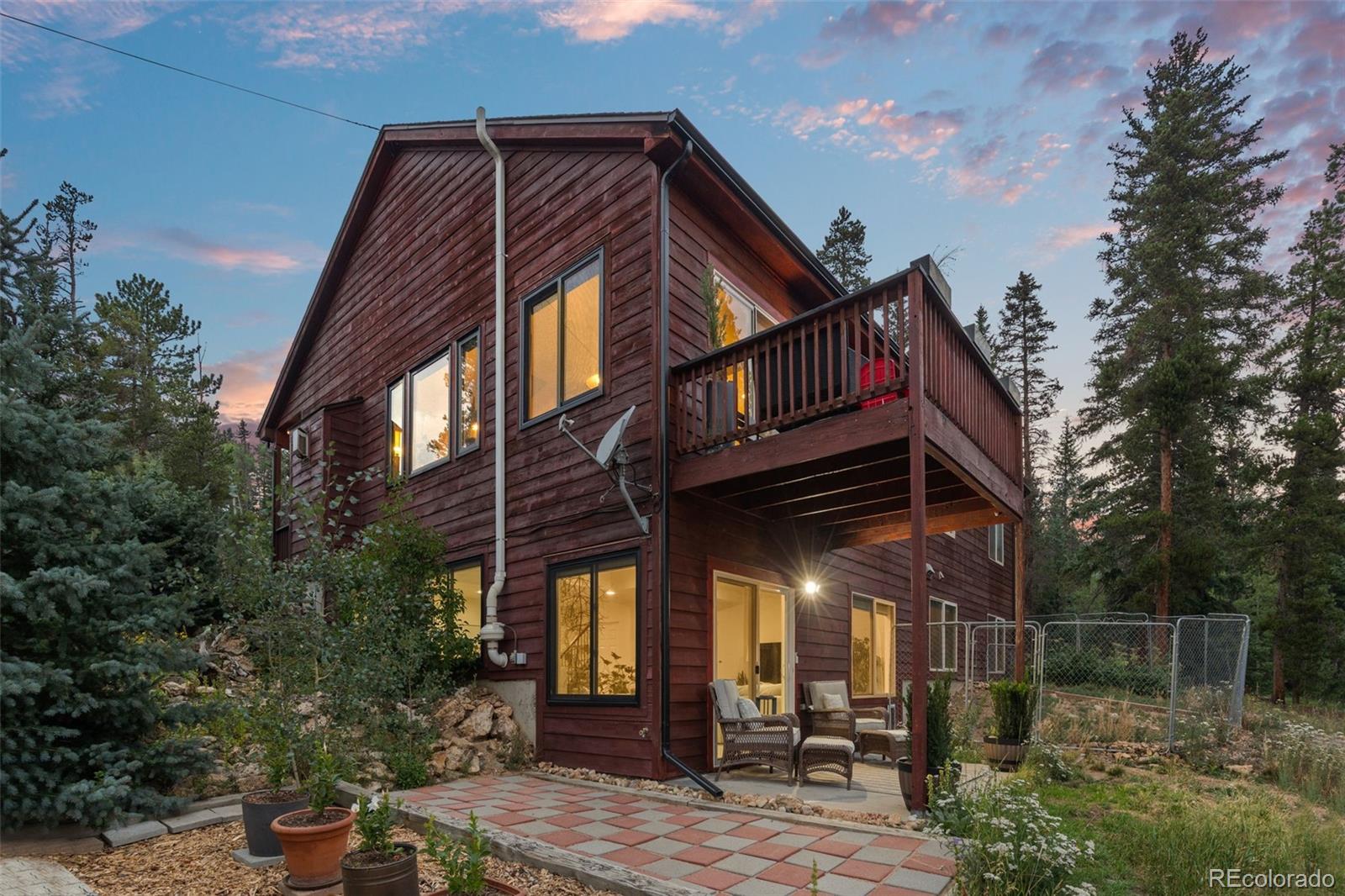 424 W Dory Way