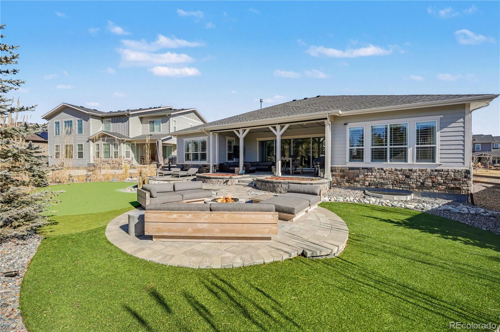 27600 E Lakeview Drive