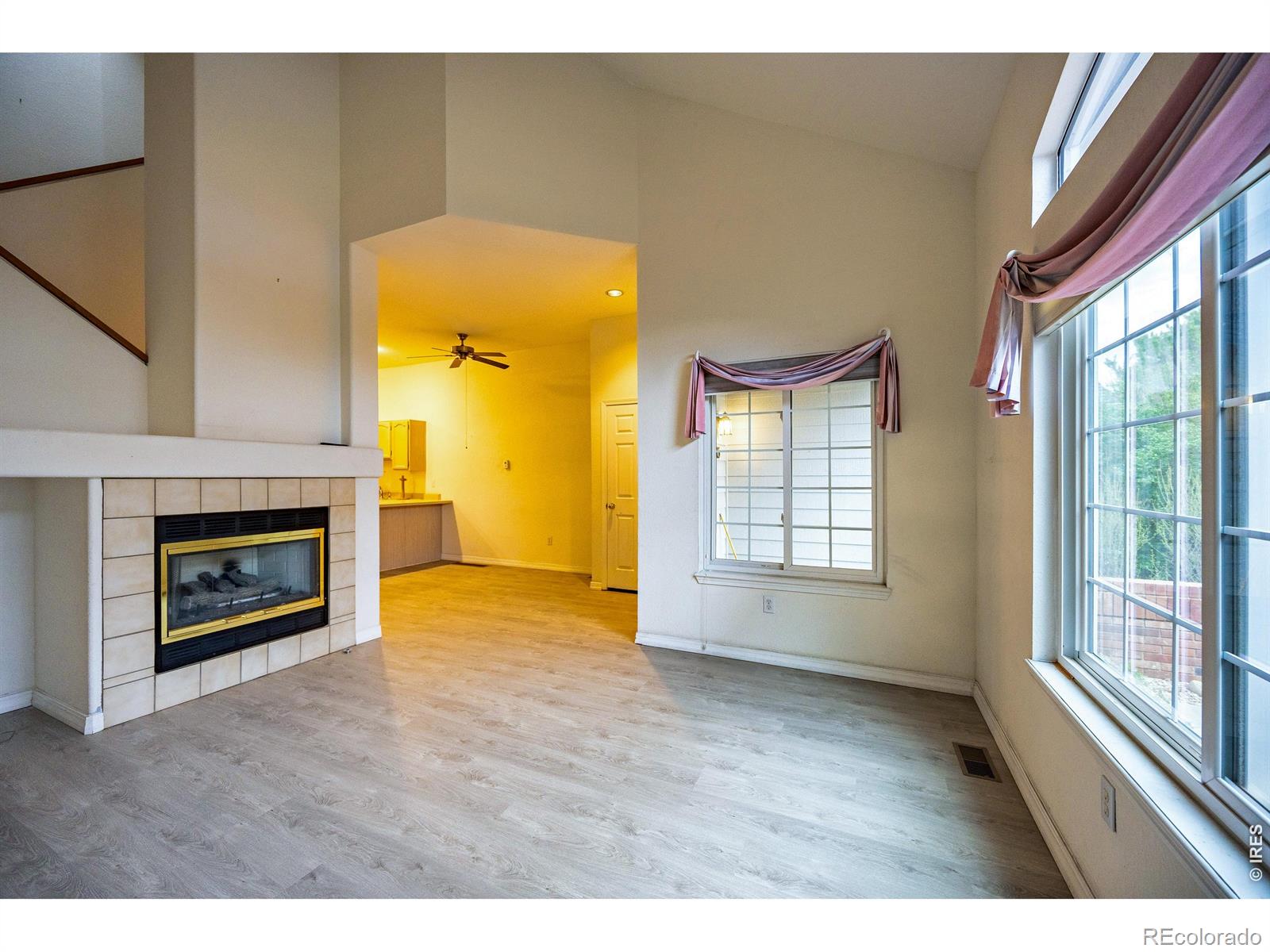 4500 Seneca Street 13