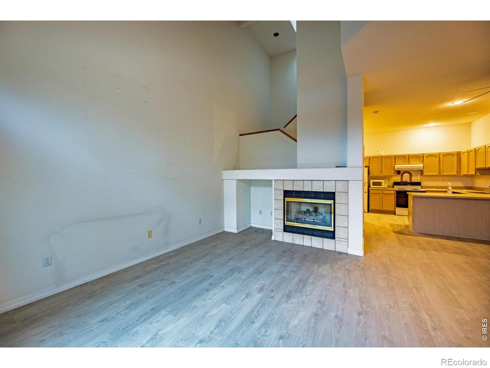 4500 Seneca Street 13