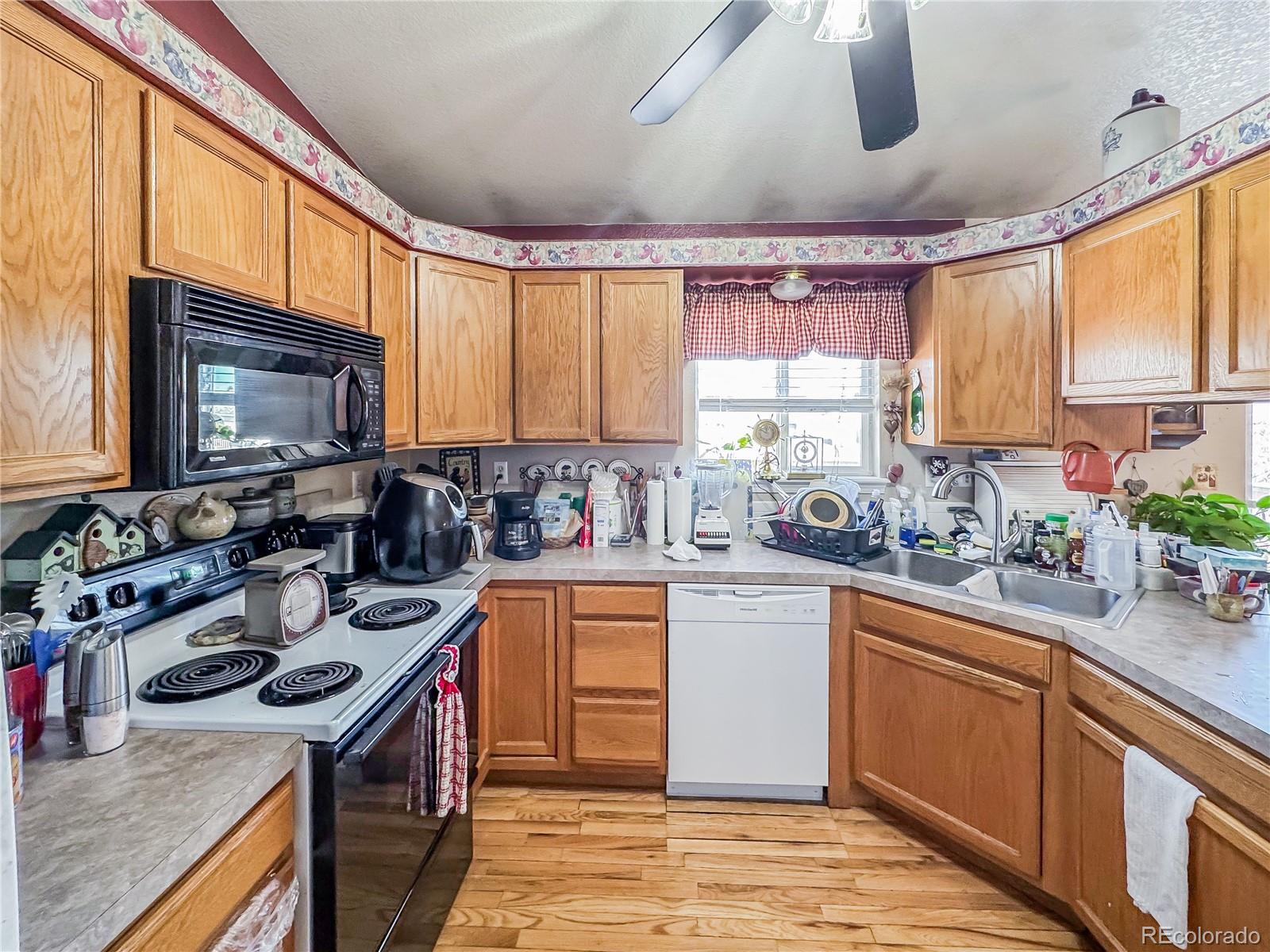 2035 Parkwood Drive, Johnstown, CO, 80534 3 2035 Parkwood Drive