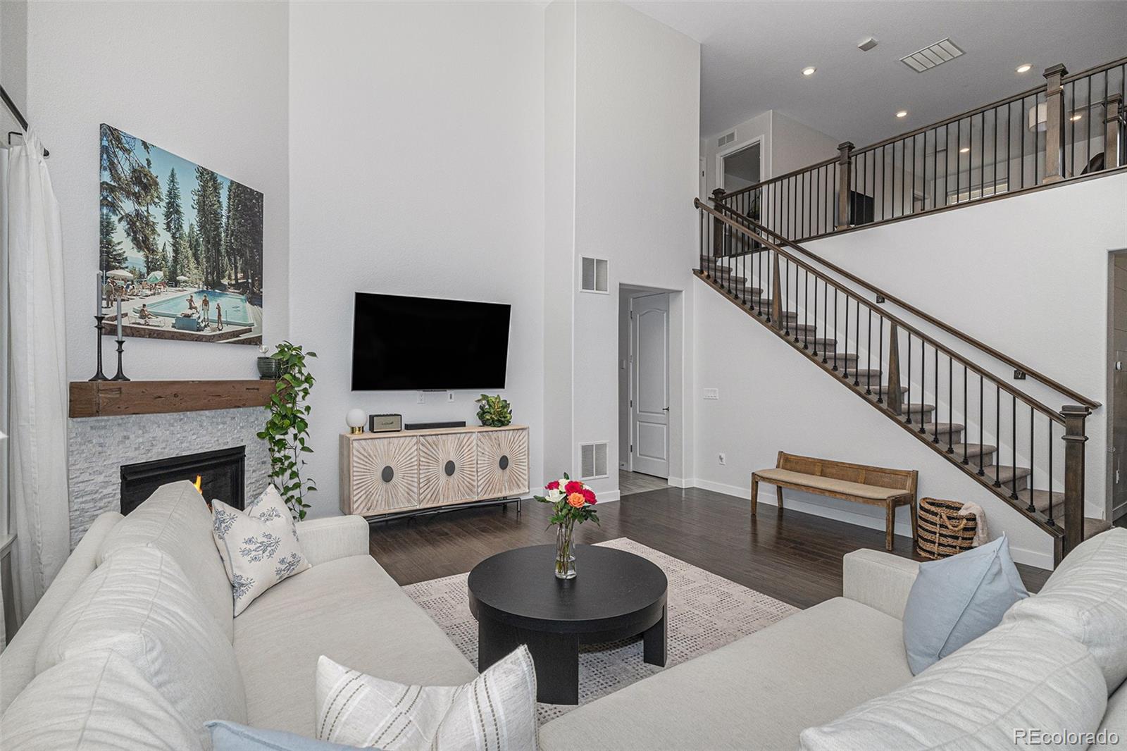 6961 Hyland Hills Street