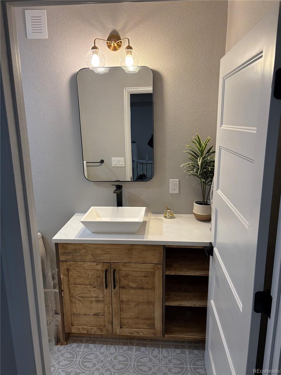 1788 Ghost Dance Circle