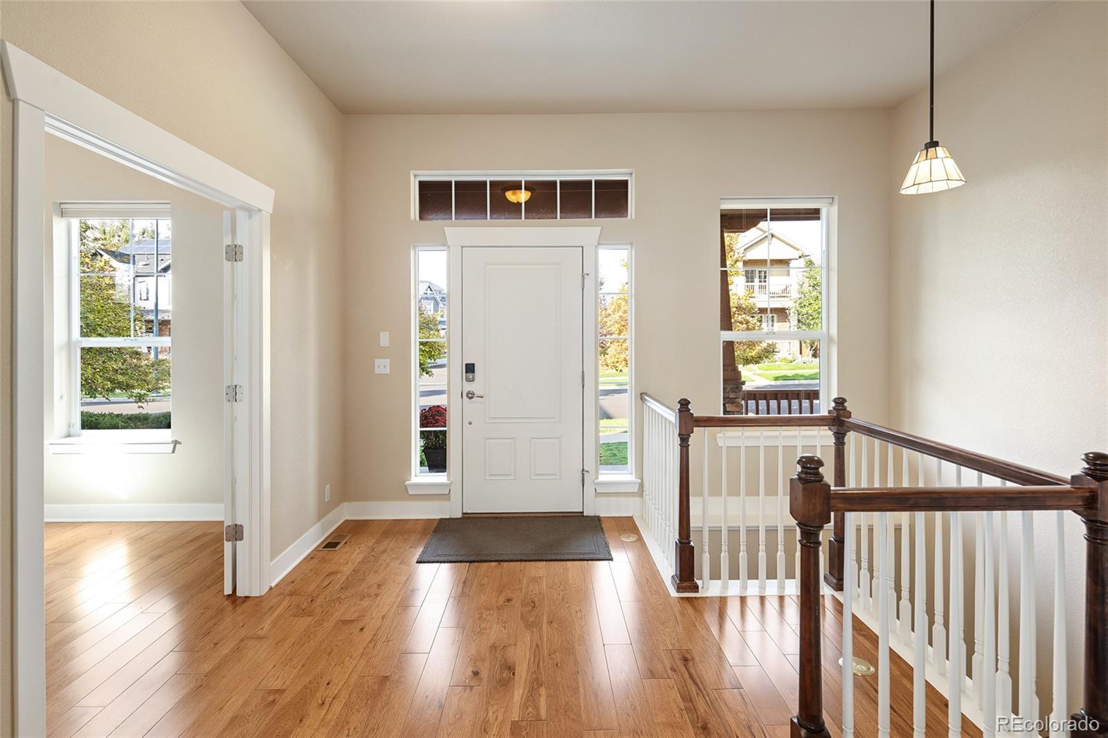343 Alton Way