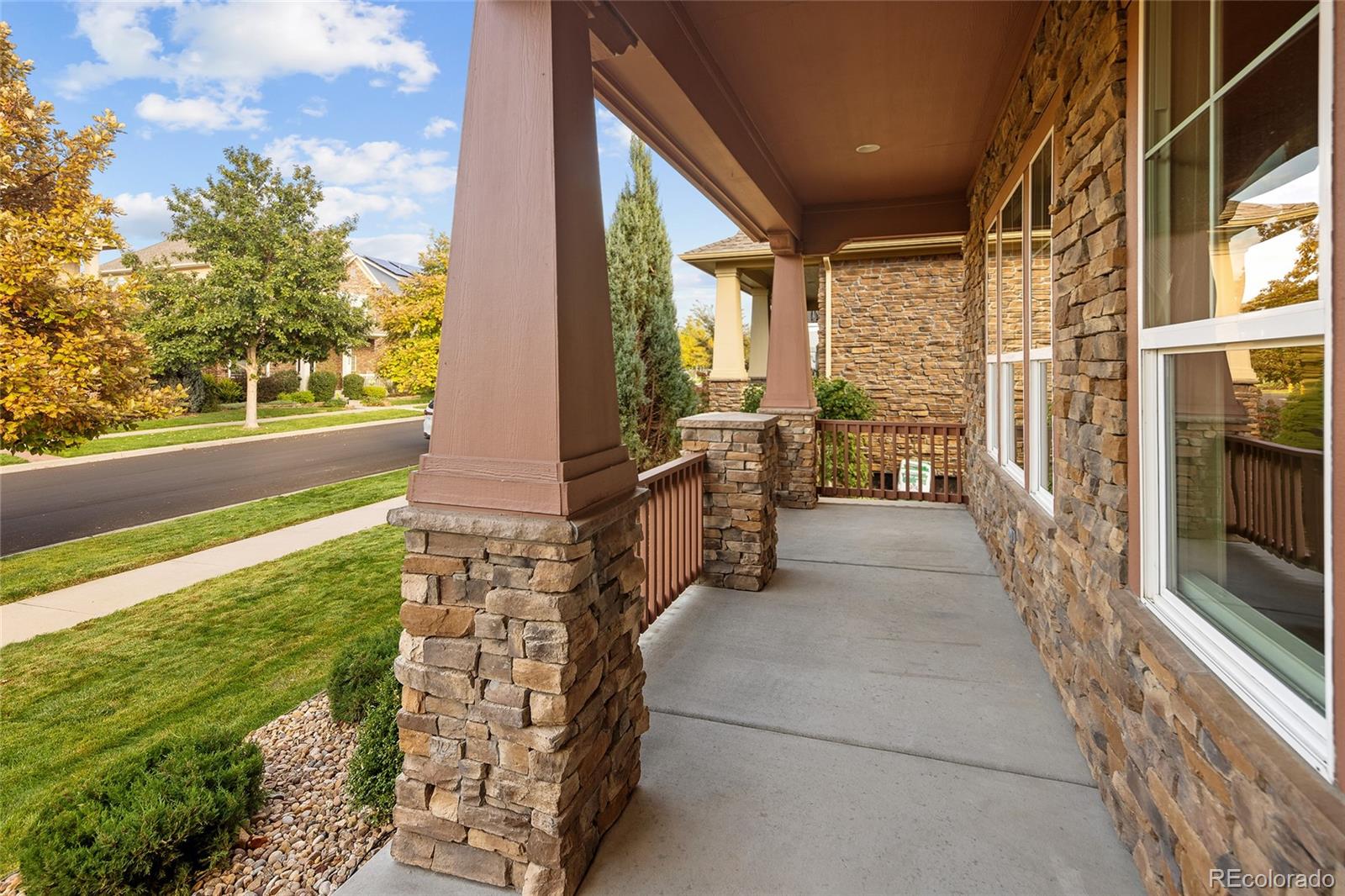343 Alton Way