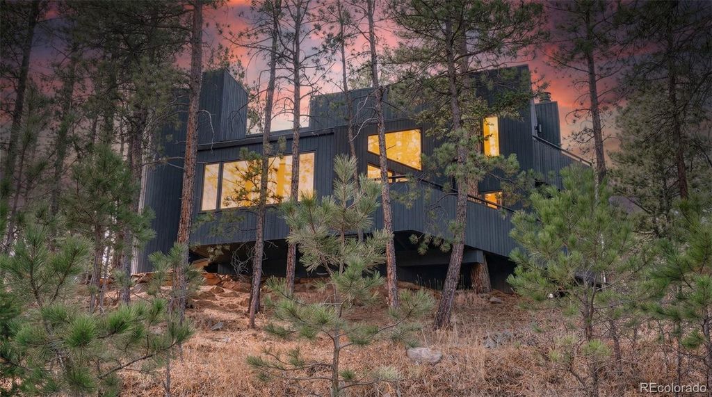 Photo of 4966 Delaware Drive, Larkspur, CO 80118 (MLS # 7627729)