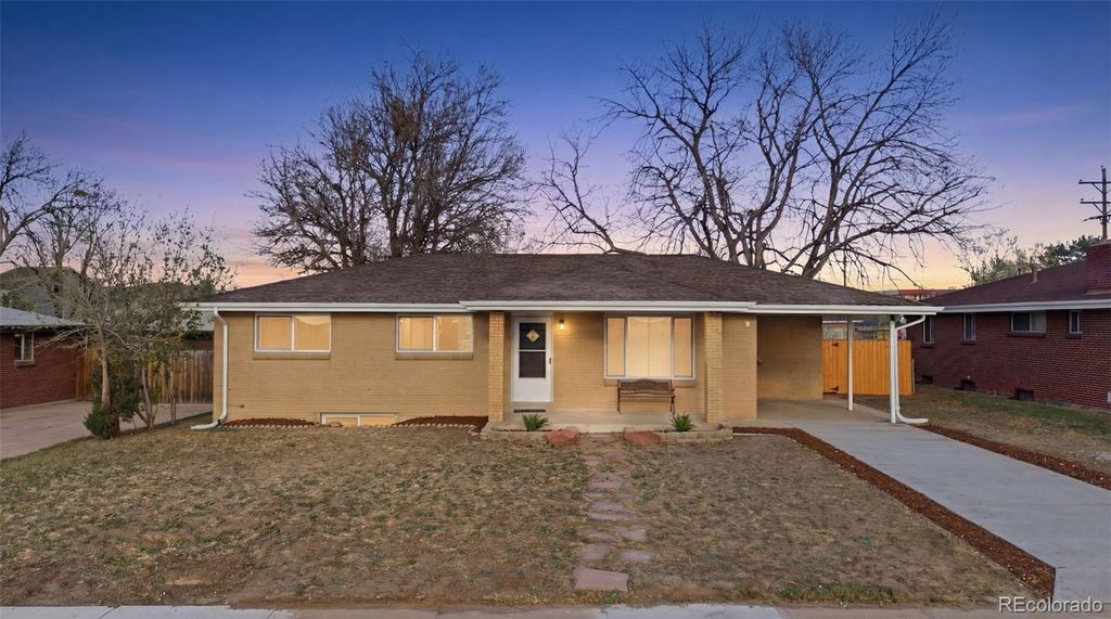 Photo of 5080 S Delaware Street, Englewood, CO 80110 (MLS # 9705704)