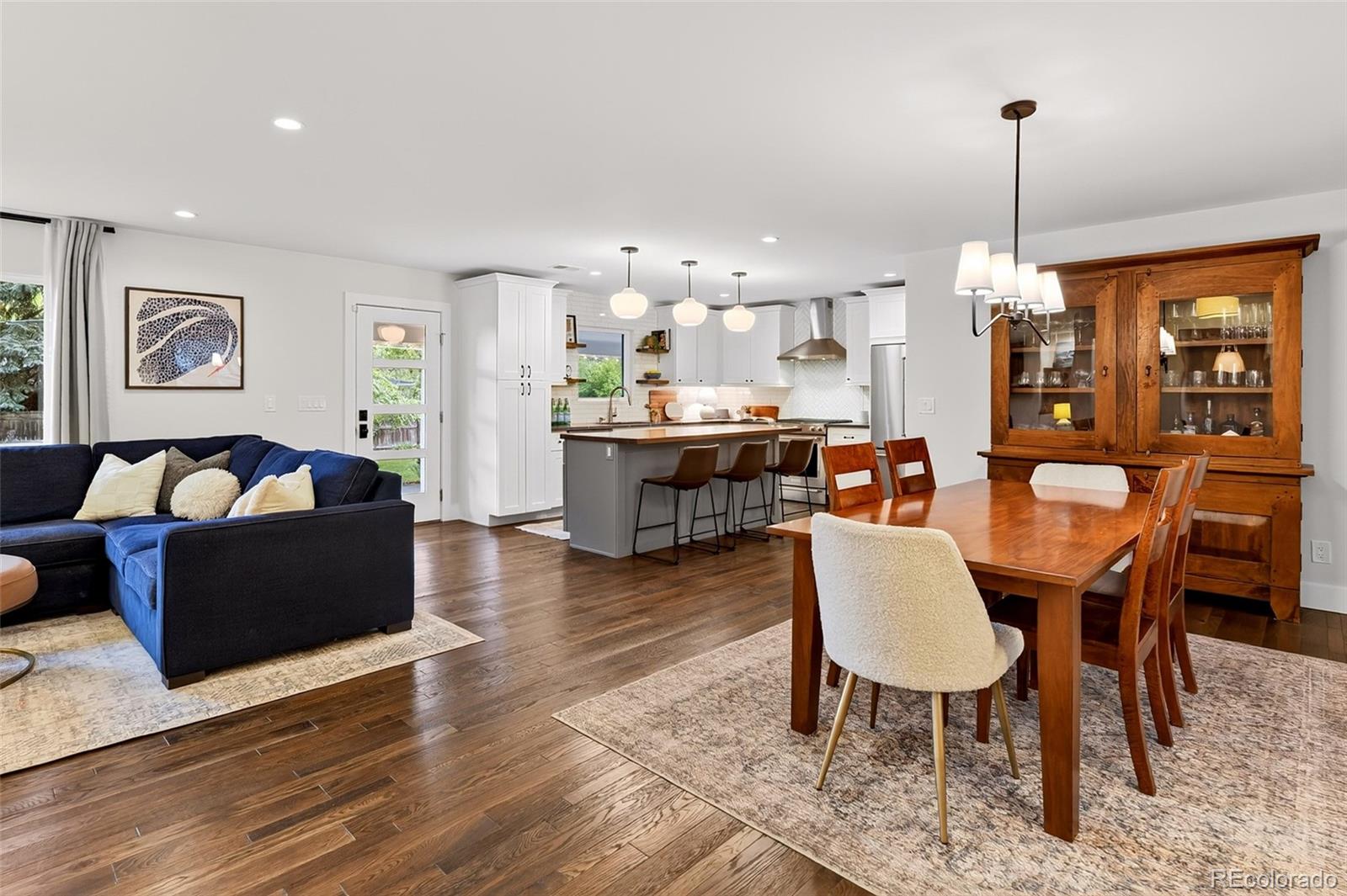 3823 S Hudson Street