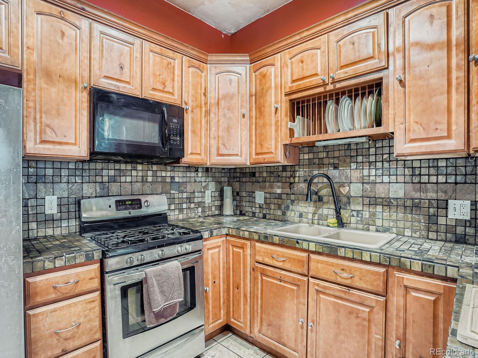 2516 N Marion Street