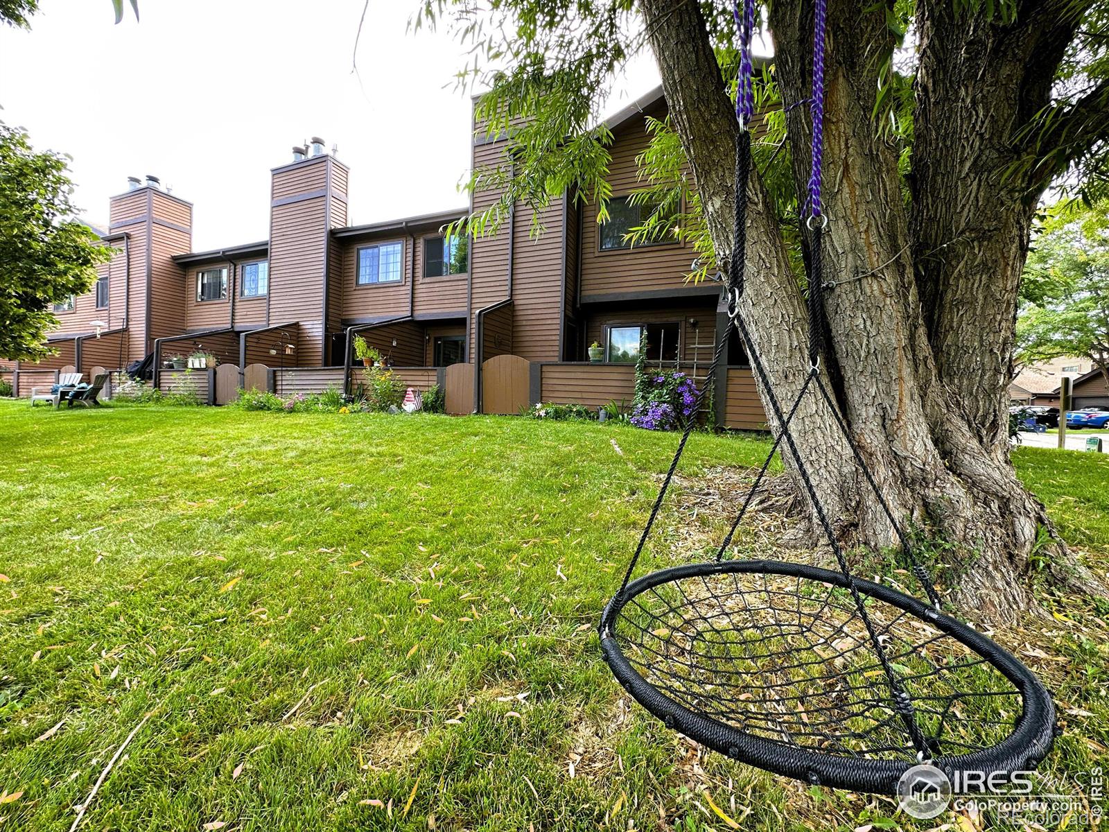 Photo 14 of 34 of 726 Julian Circle condo