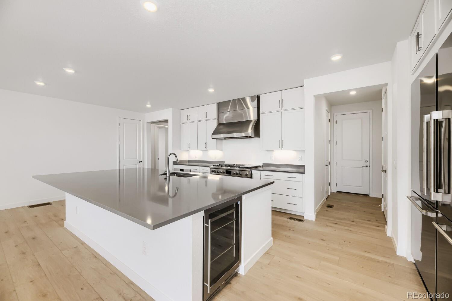 15402 W Dequesne Avenue