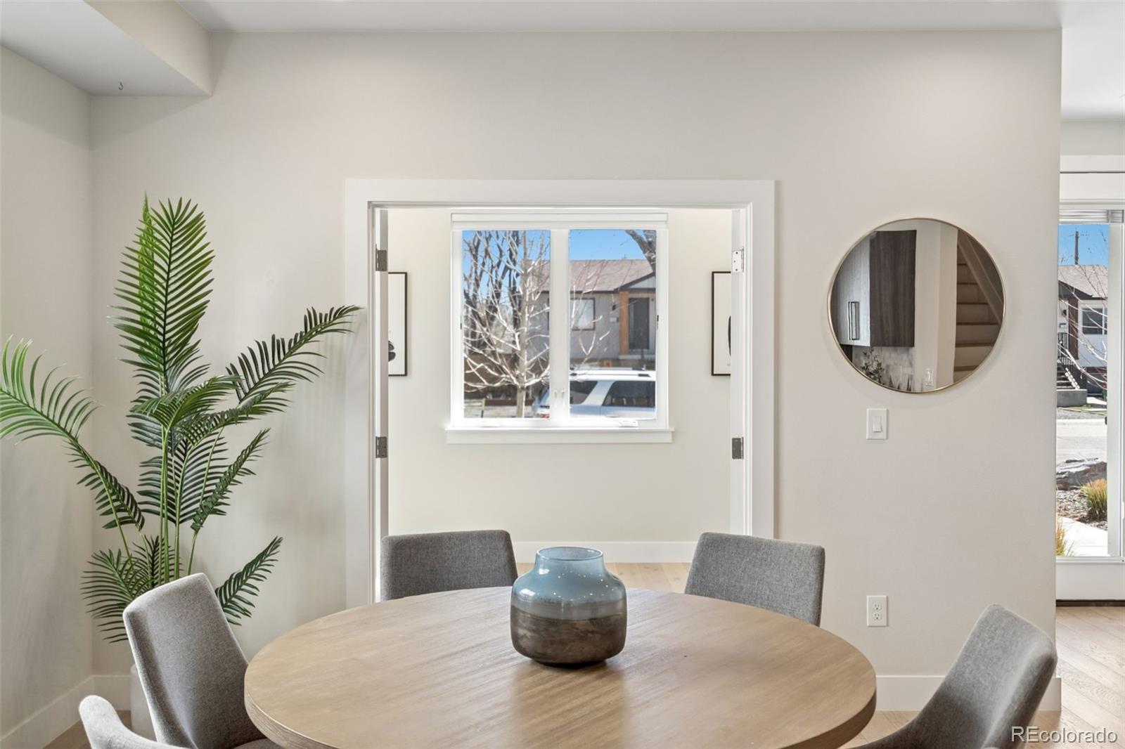 3075 S Delaware Street