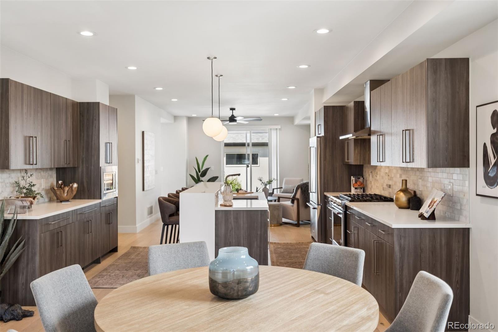 3075 S Delaware Street