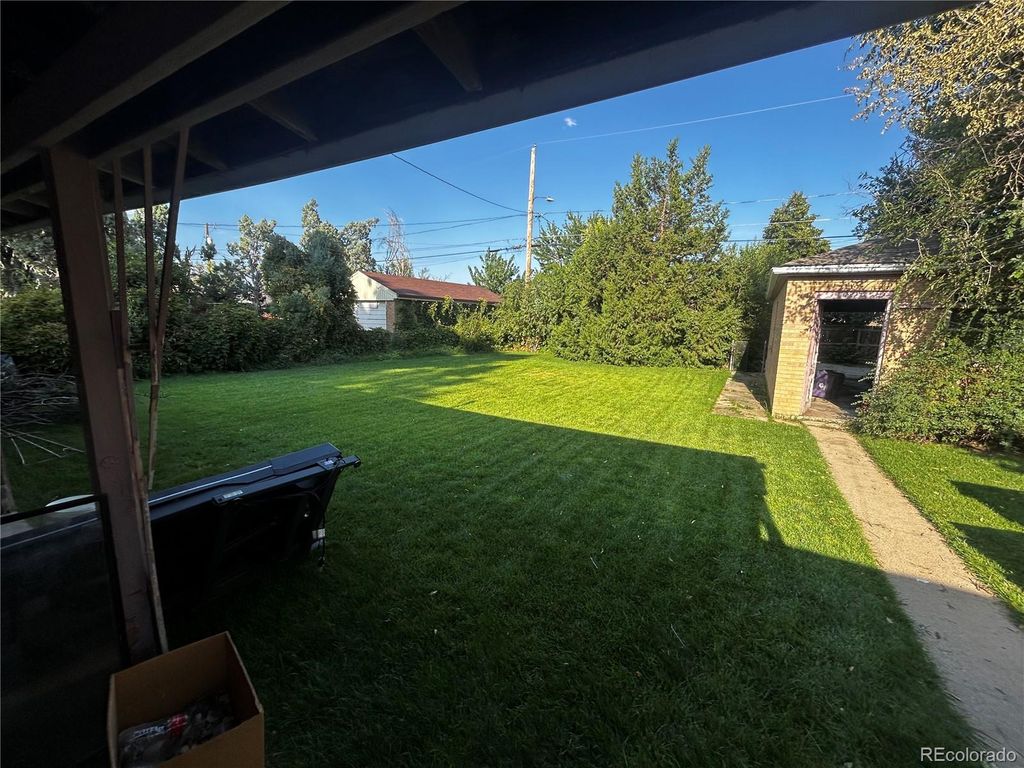 Photo of 3050 Ivanhoe Street, Denver, CO 80207 (MLS # 4807803)
