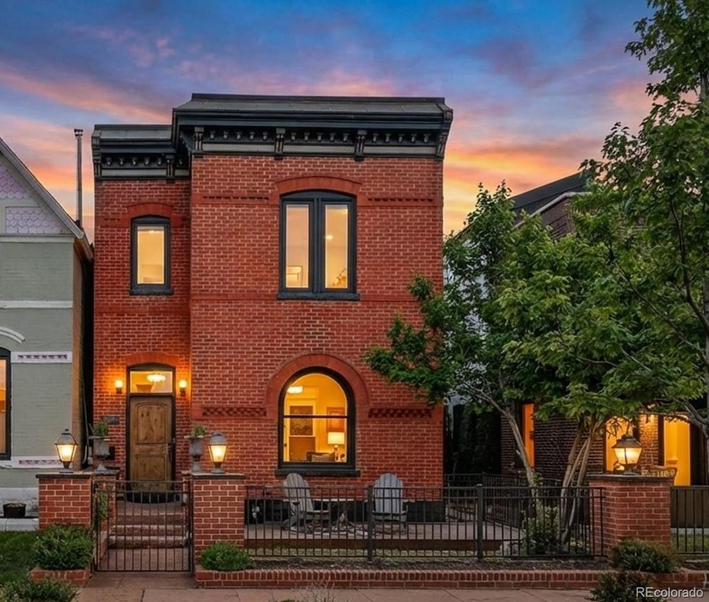 Photo of 2329 N Emerson Street, Denver, CO 80205 (MLS # 5191117)