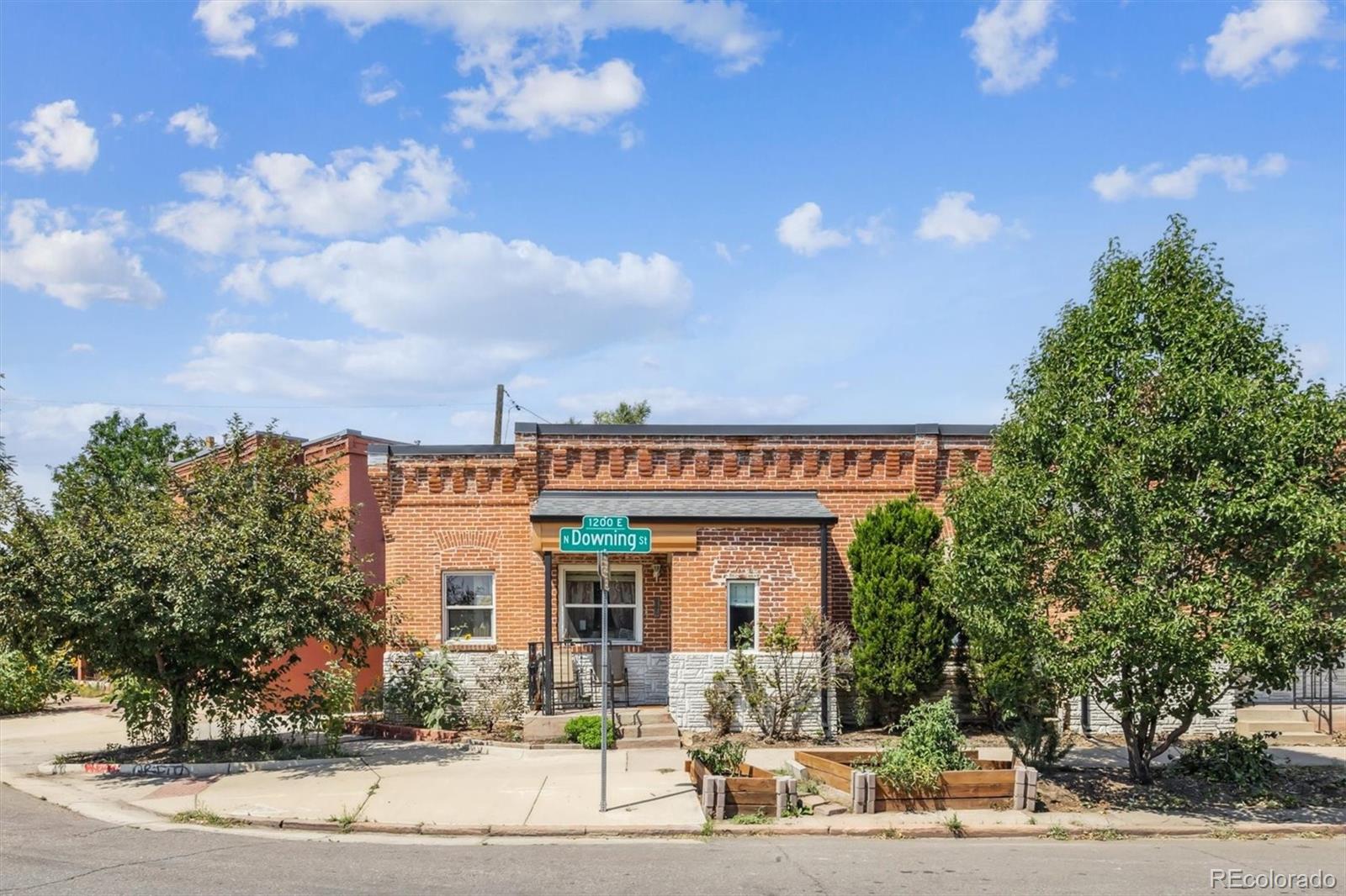 3119 Downing Street 1