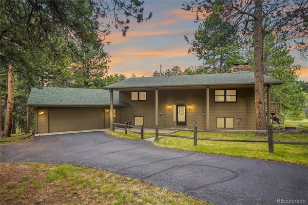 8257 CENTAUR DR, EVERGREEN, CO 80439 - Image 025a868bf0a43432b6fa58978d2bcc41/310693209