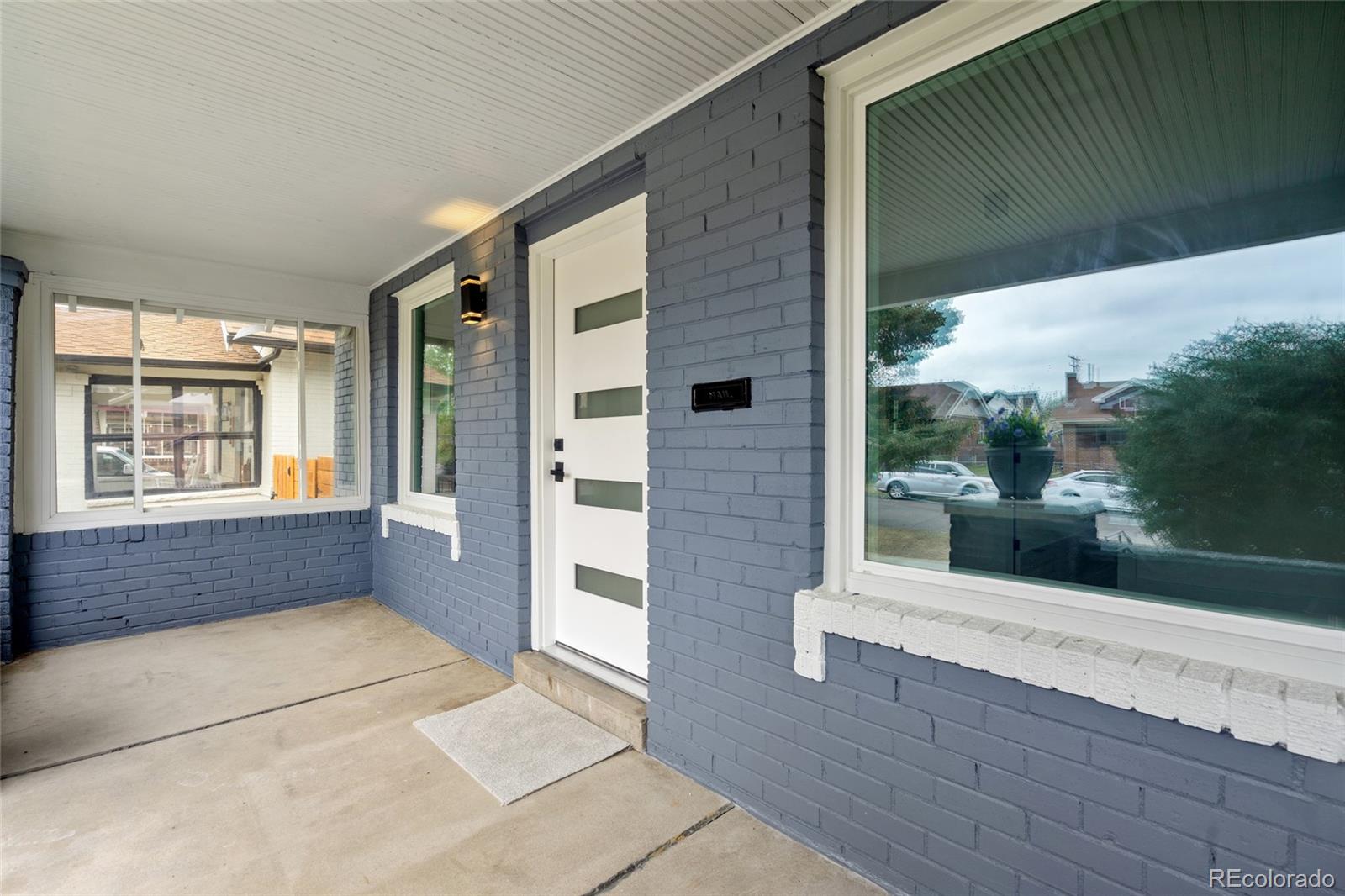 3351 N Gaylord Street