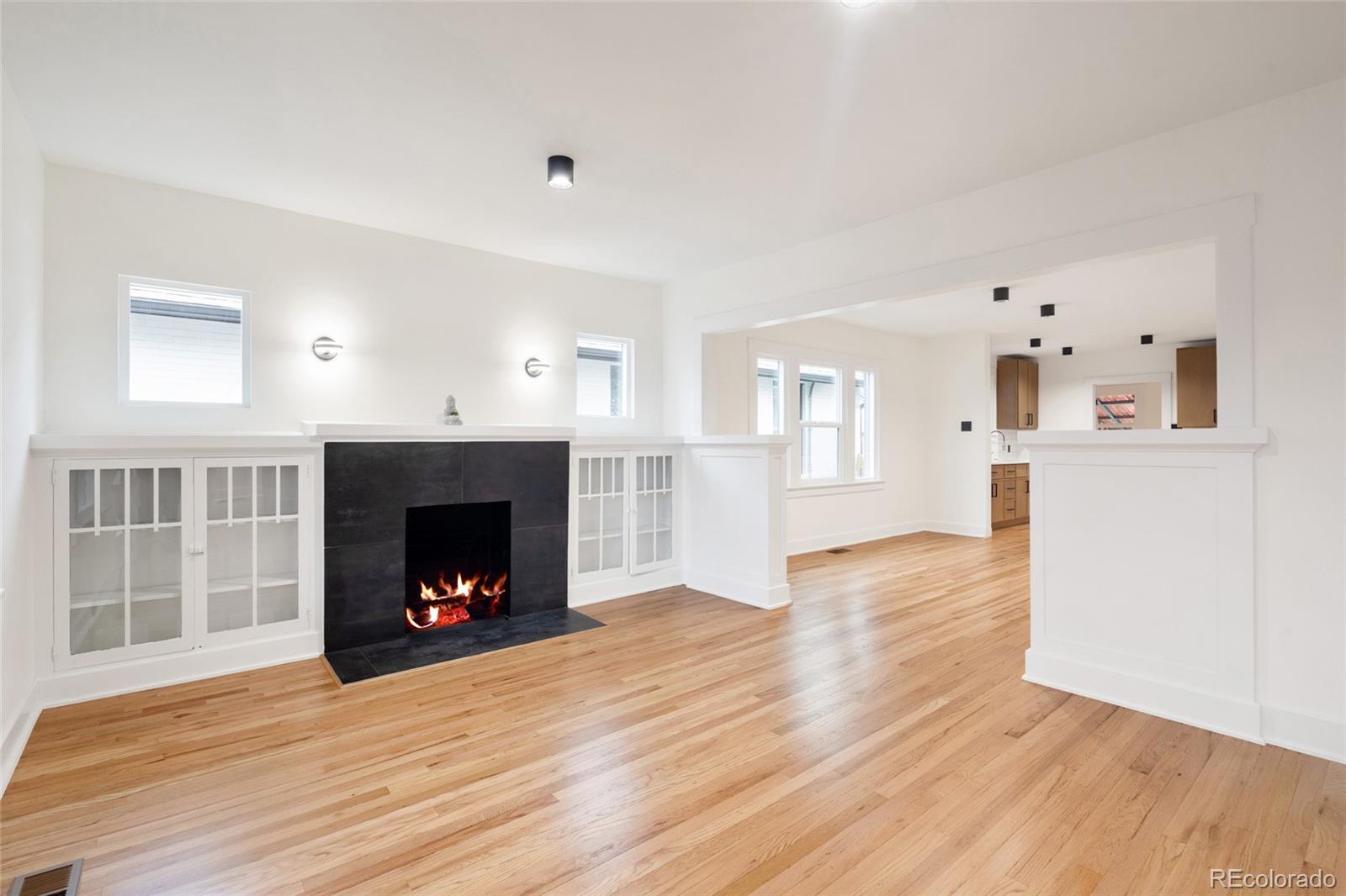 3351 N Gaylord Street