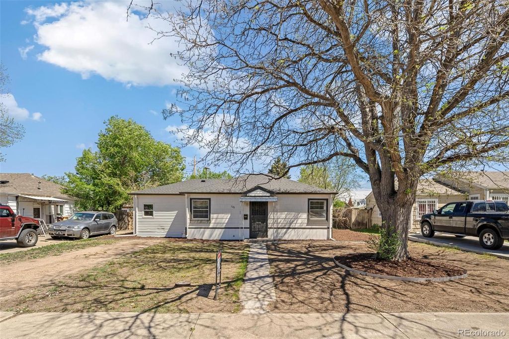 Photo of 320 Stuart Street, Denver, CO 80219 (MLS # 9244813)